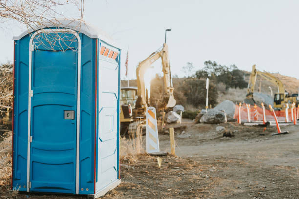 Best Portable bathroom rental  in Osgood, IN