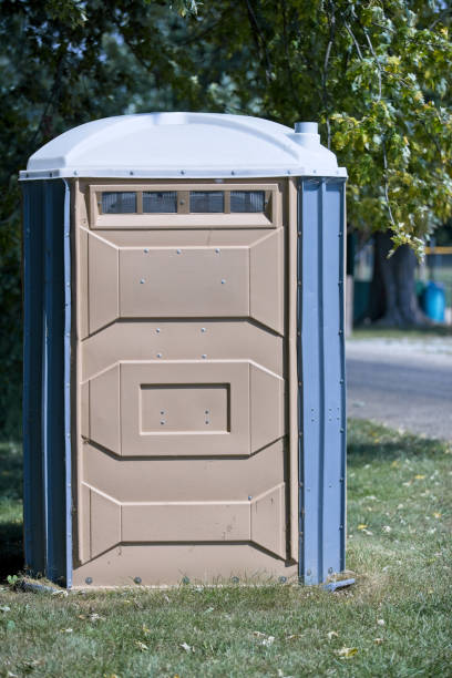 Portable Toilet Options We Offer in Osgood, IN